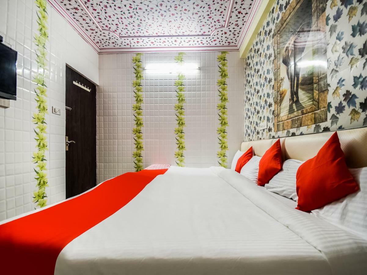 Oyo 48665 Kesar Palace Amer Bagian luar foto