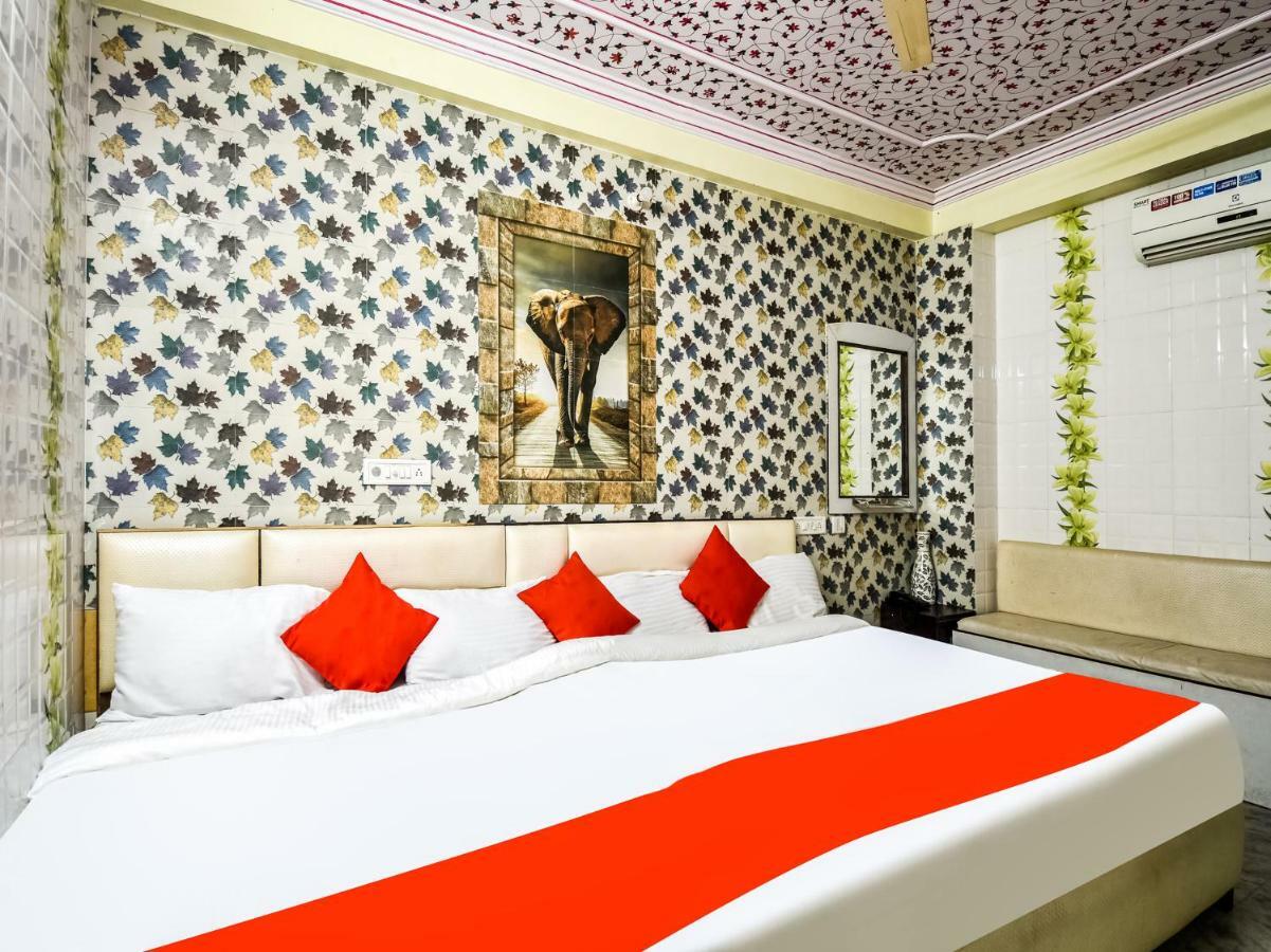 Oyo 48665 Kesar Palace Amer Bagian luar foto