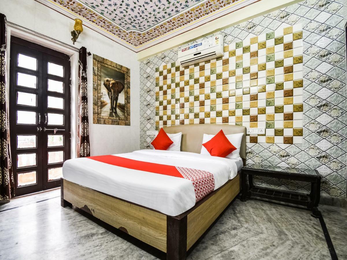 Oyo 48665 Kesar Palace Amer Bagian luar foto