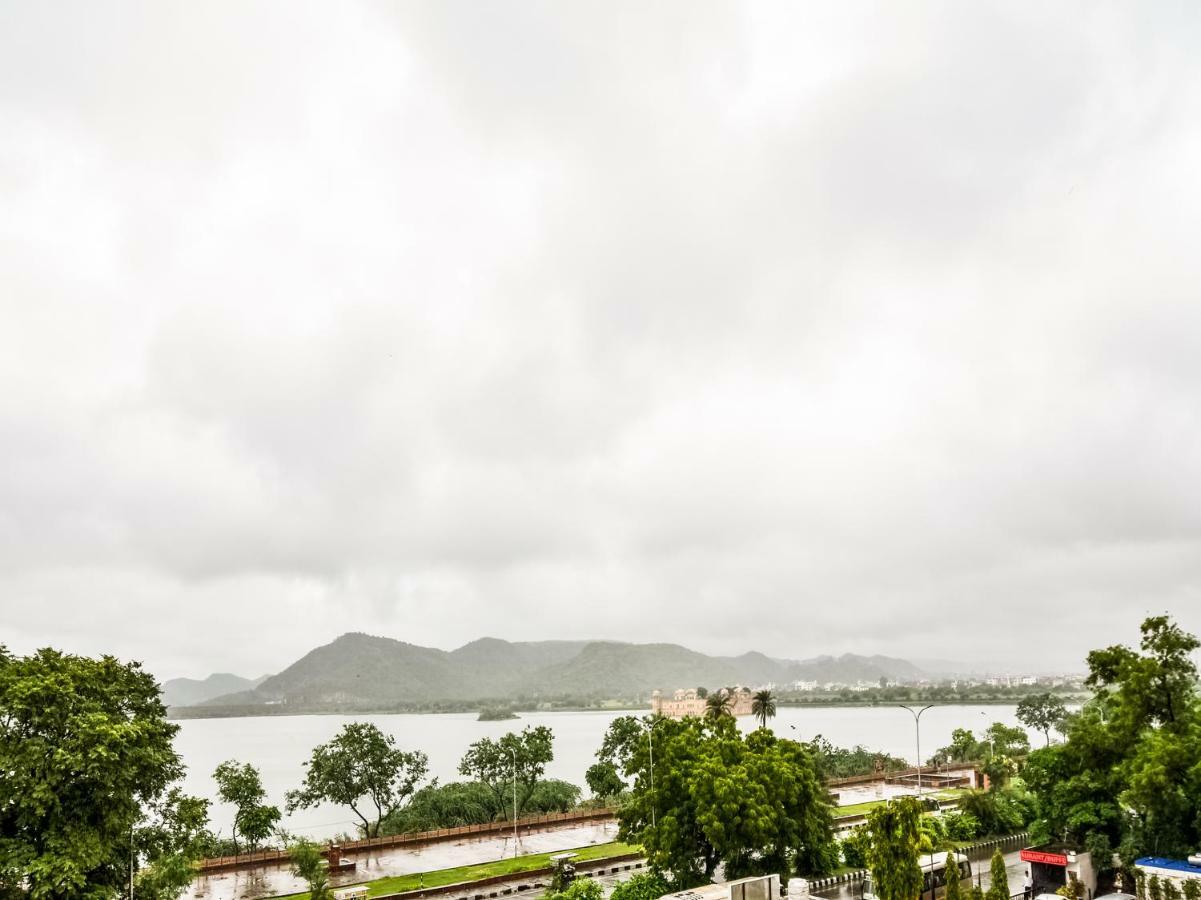 Oyo 48665 Kesar Palace Amer Bagian luar foto