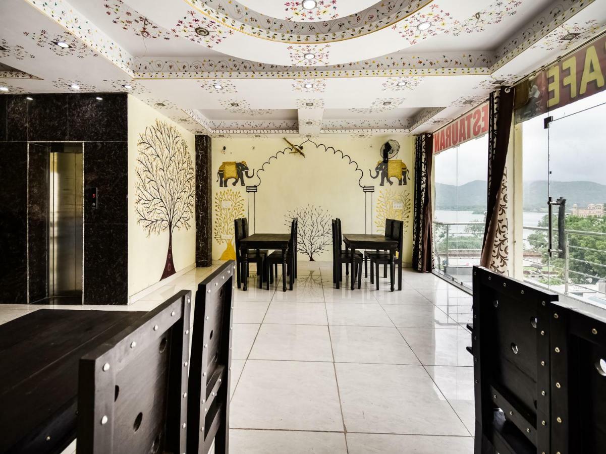 Oyo 48665 Kesar Palace Amer Bagian luar foto