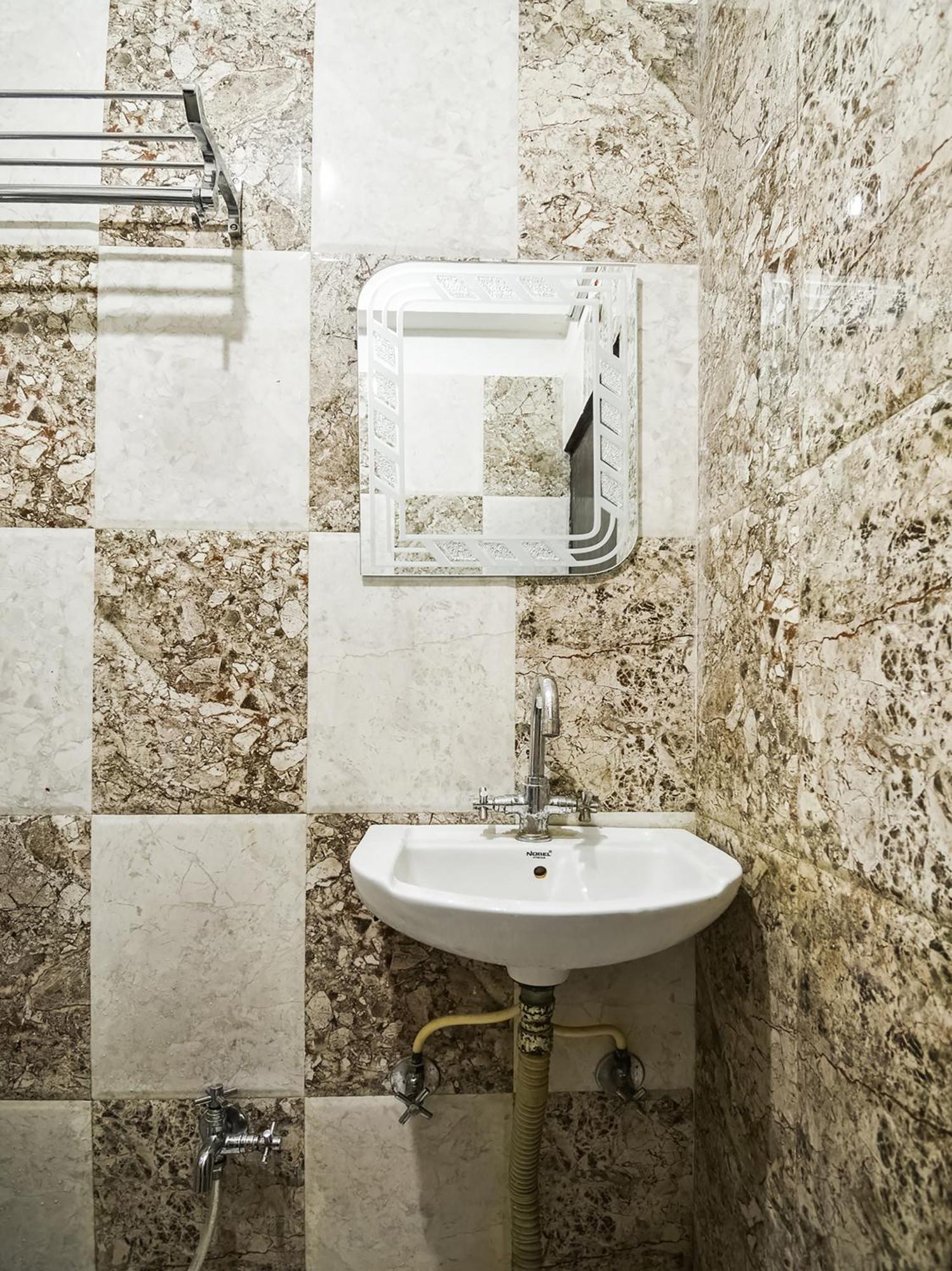 Oyo 48665 Kesar Palace Amer Bagian luar foto