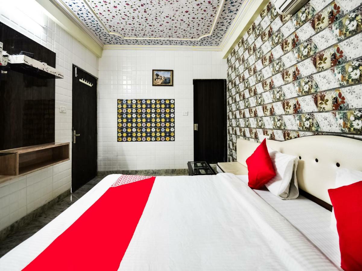 Oyo 48665 Kesar Palace Amer Bagian luar foto