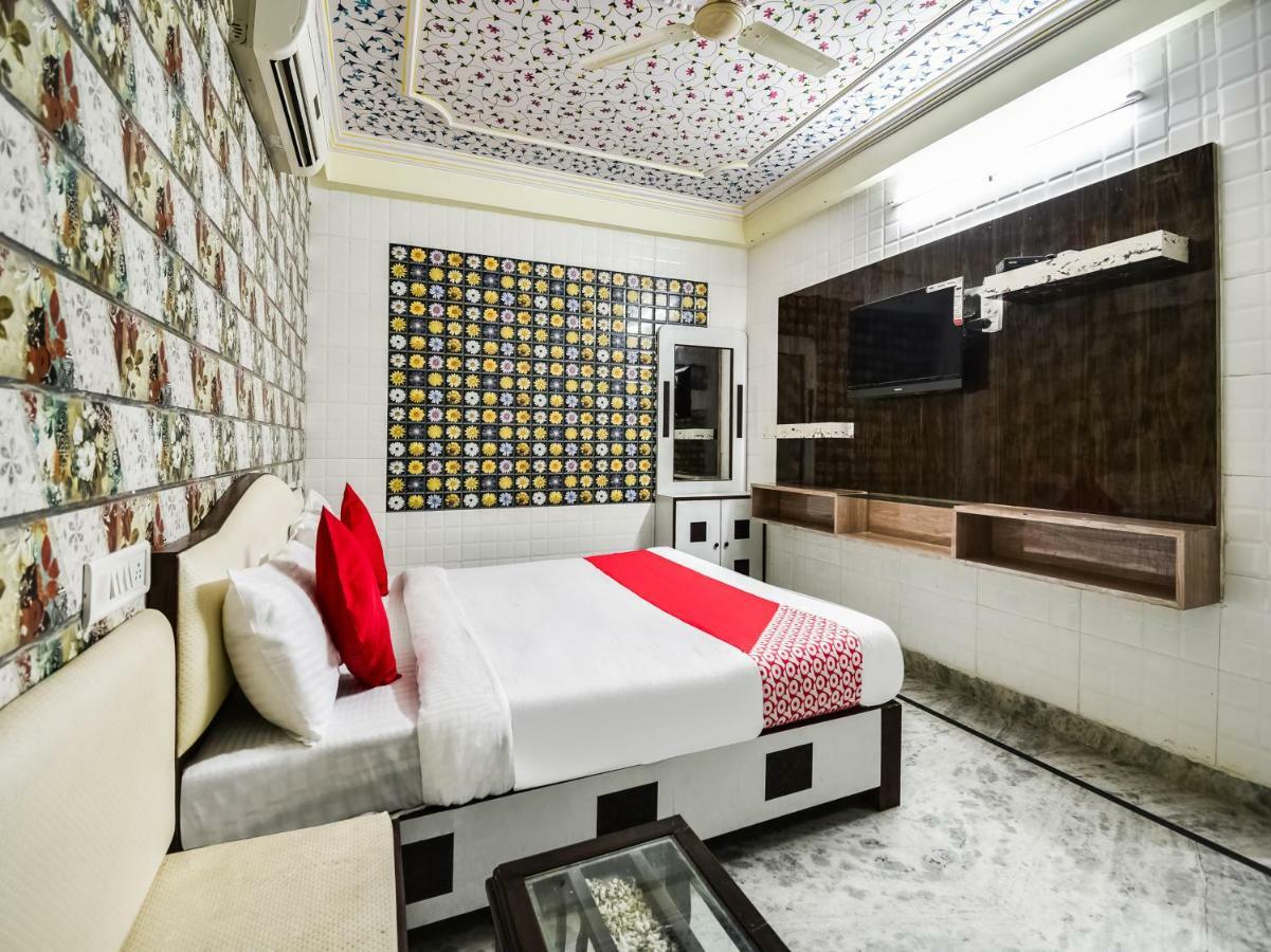 Oyo 48665 Kesar Palace Amer Bagian luar foto